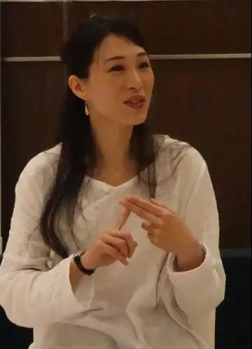 曹昱