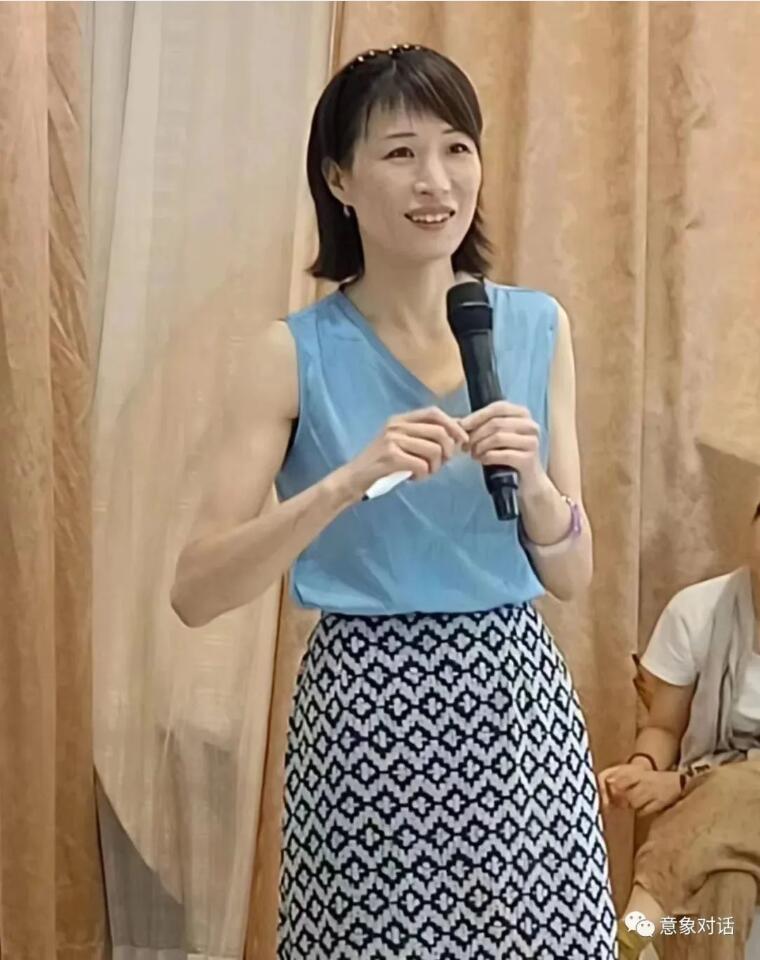曹昱